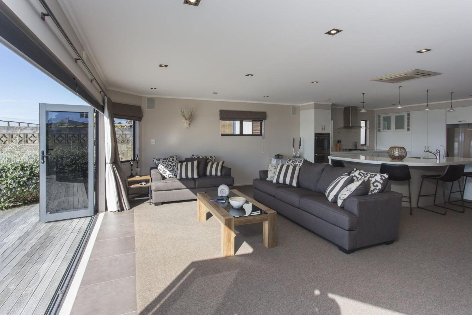 The Waterfront Escape Villa New Plymouth Buitenkant foto