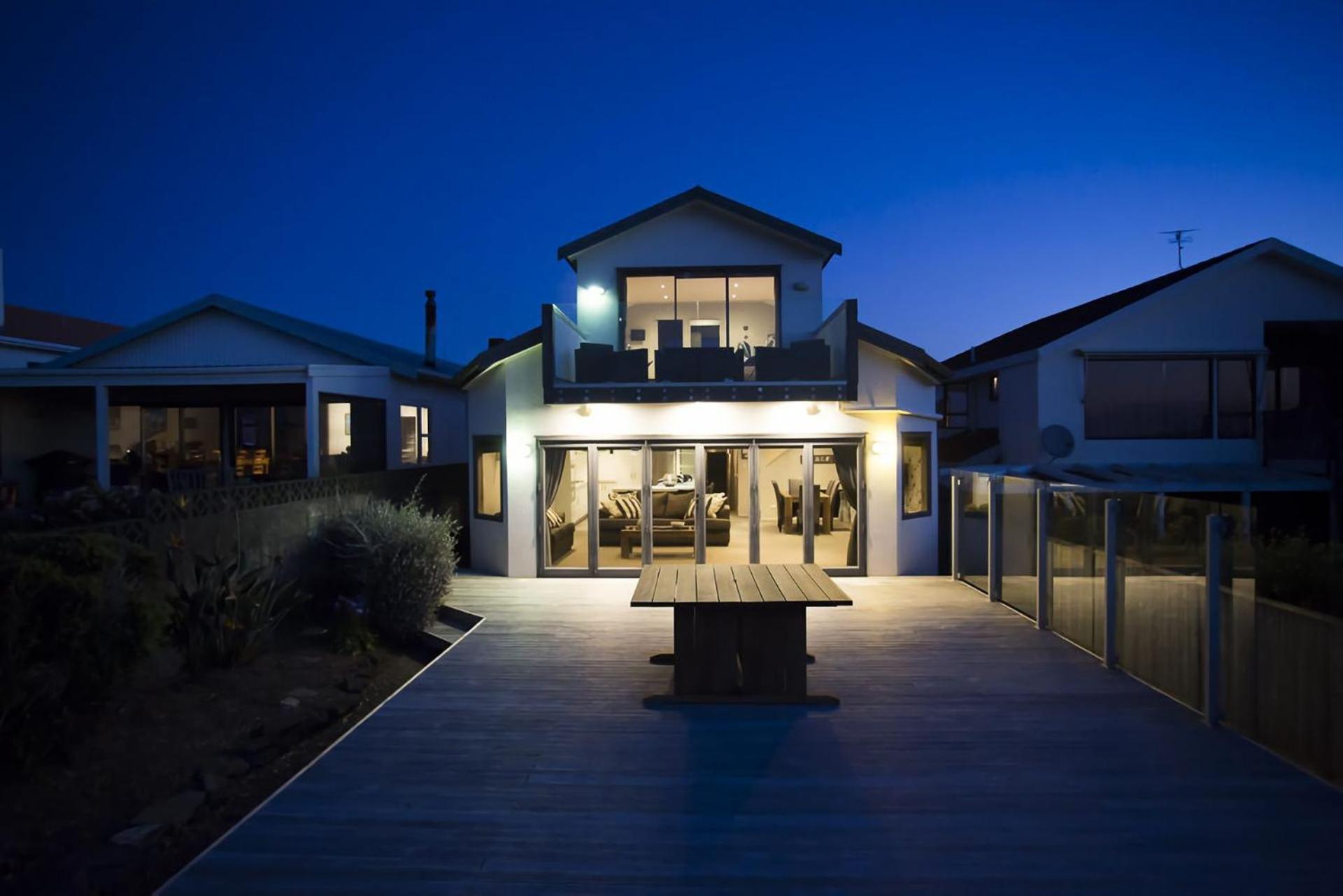 The Waterfront Escape Villa New Plymouth Buitenkant foto